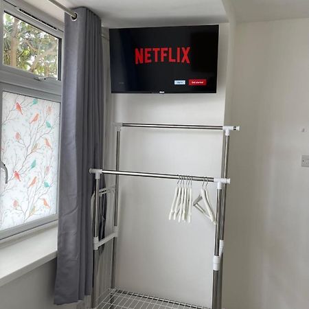 Studio Flat Fully Equipped Apartment Croydon Exterior photo