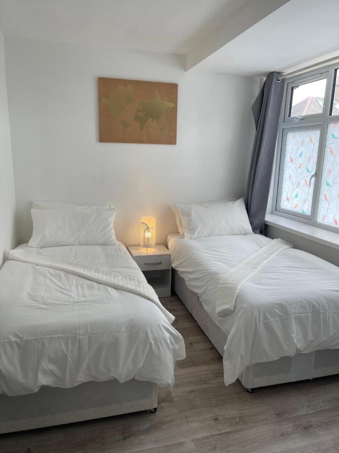 Studio Flat Fully Equipped Apartment Croydon Exterior photo